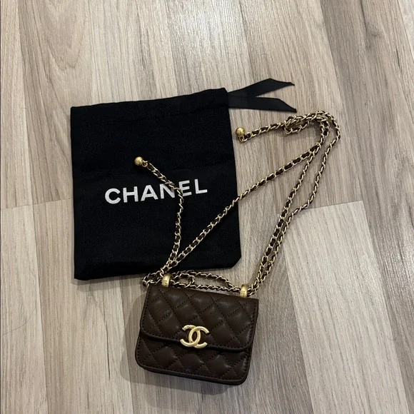 Chanel Dark Brown Quilted Mini Bag with Gold Chain - Picture 3 of 14